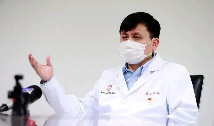 张文宏.jpg