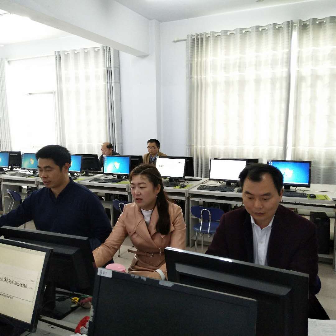 同组备课.jpg